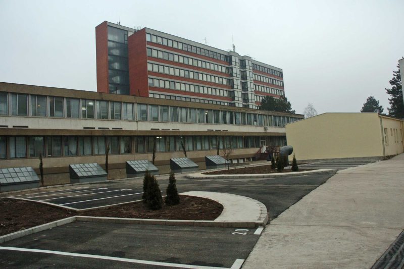 Bolnica-zgrada