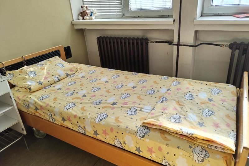 Nove posteljine na za najmlađe pacijente u valjevskoj bolnici. Foto: ZC Valjevo